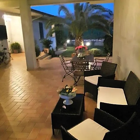 Elisa House 住宿加早餐酒店 3*